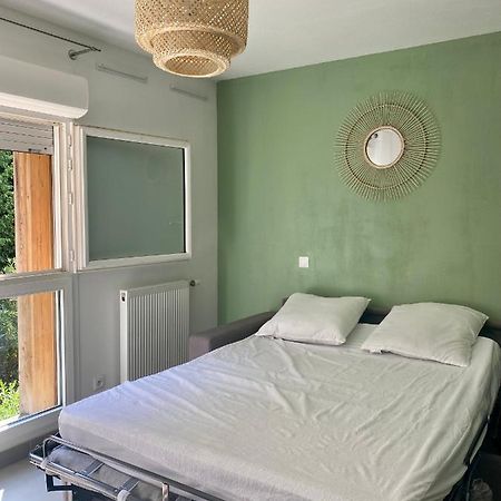 Apartmán Studio rénové proche commodités Pessac Exteriér fotografie