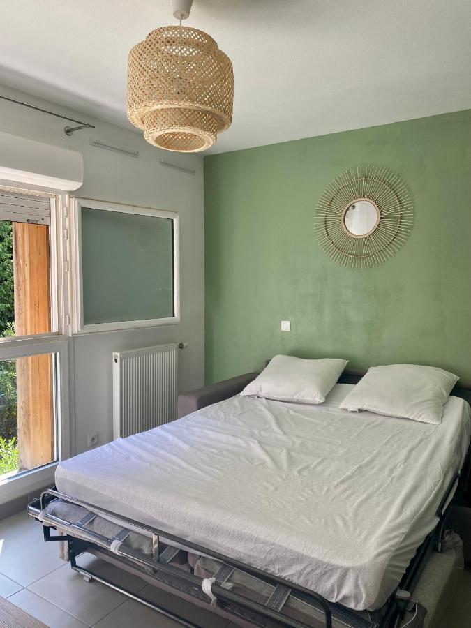 Apartmán Studio rénové proche commodités Pessac Exteriér fotografie